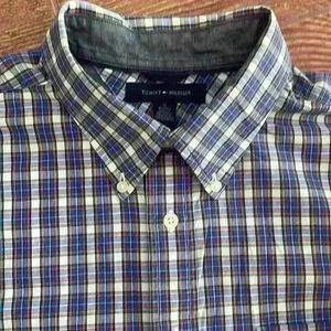 Tommy Hilfiger XL/TG Button front/Collar Mens LS Excellent Condition Red,Wht/Blu